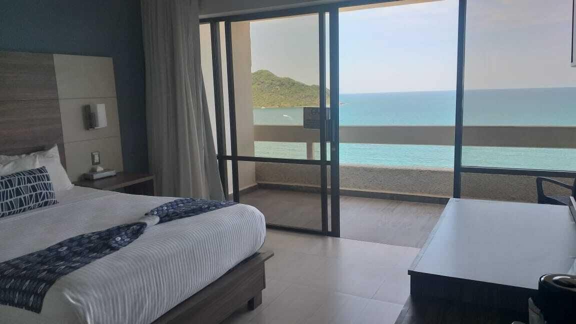 Ocean View Beach Hotel 马萨特兰 外观 照片