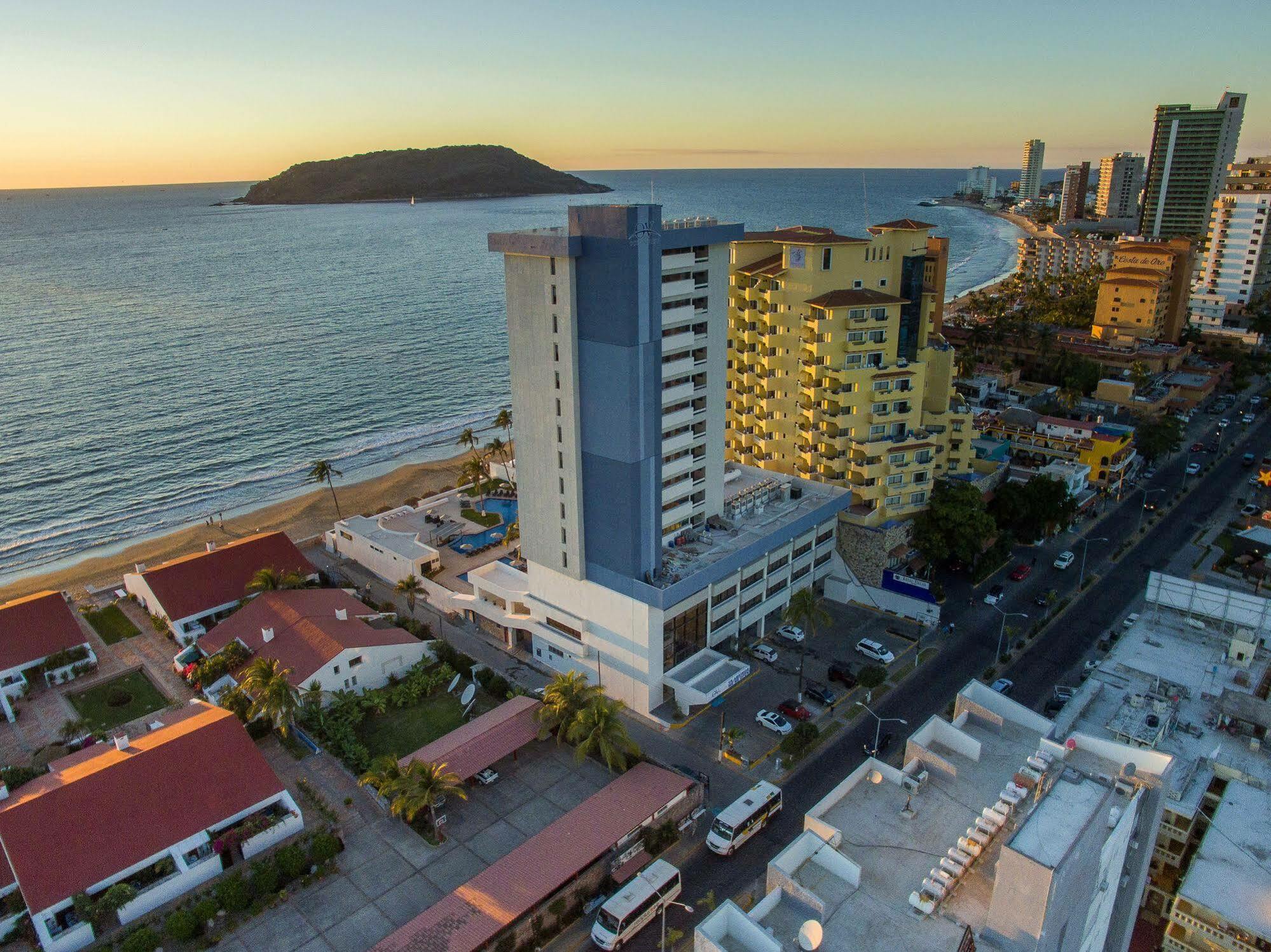 Ocean View Beach Hotel 马萨特兰 外观 照片