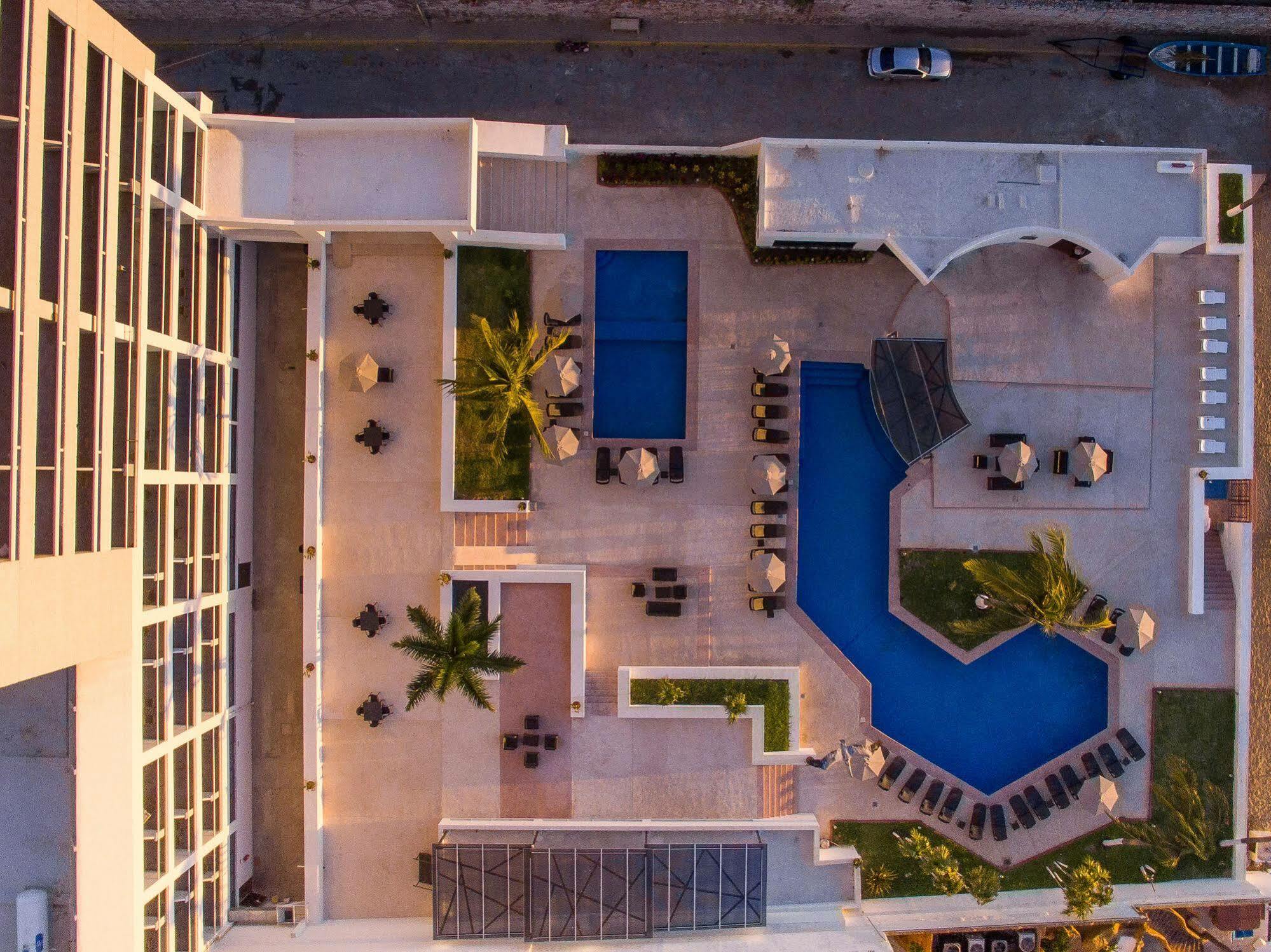 Ocean View Beach Hotel 马萨特兰 外观 照片
